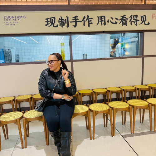 happyness M. profile photo