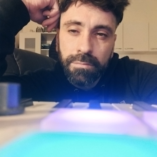 Edmar  E.