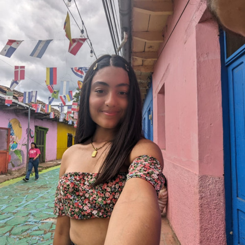 Maria José H.