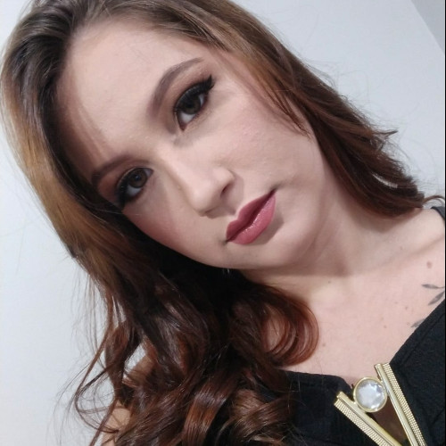 Thais  F. profile photo