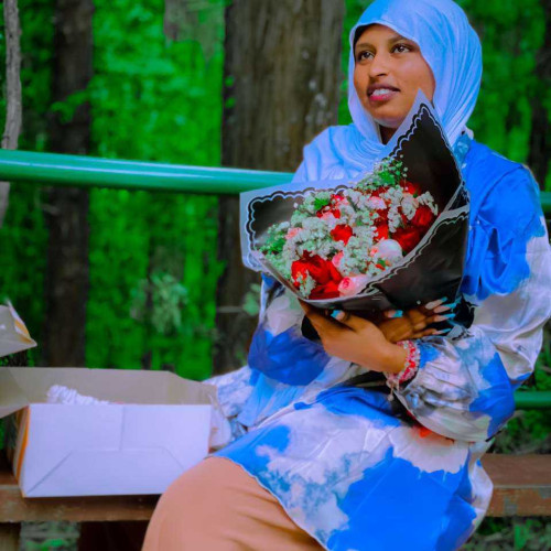najma l.