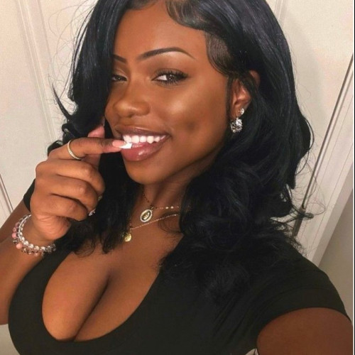 EVELYN Z. profile photo