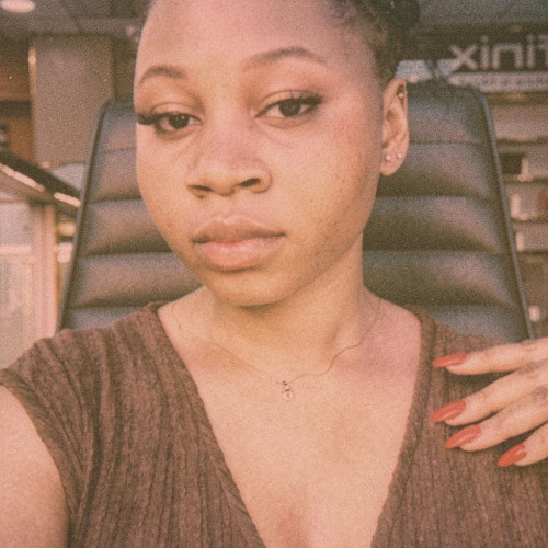 Loveth E. profile photo