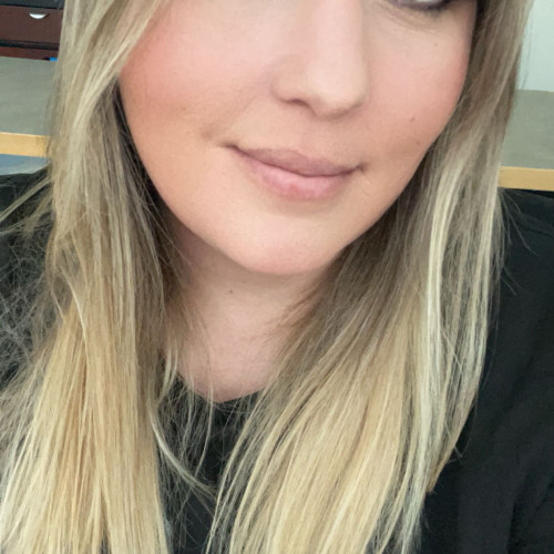 Tiffani R. profile photo