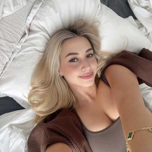 Becky b. profile photo