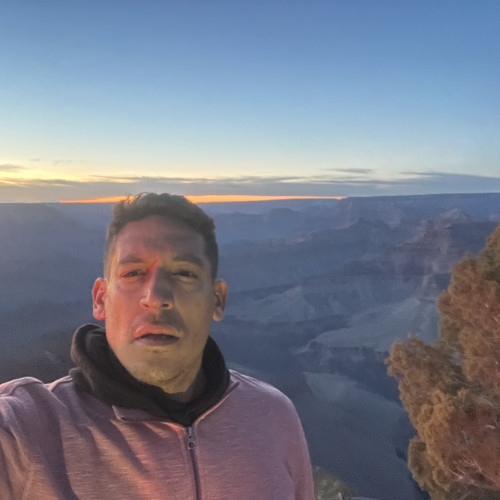 ronel h. profile photo