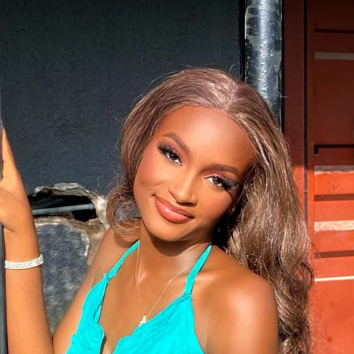 Venessa L.