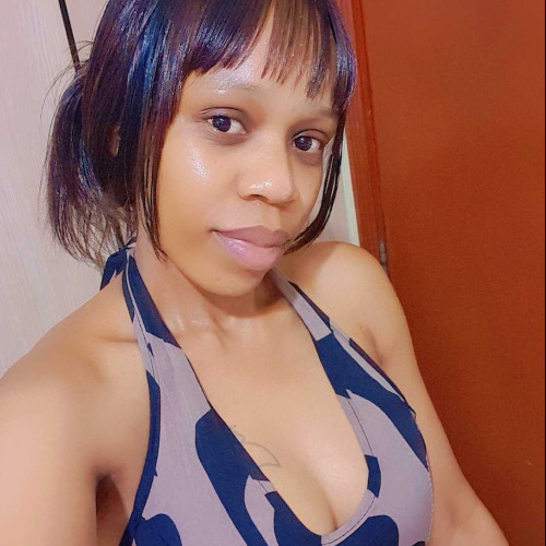 Cinthia J. profile photo