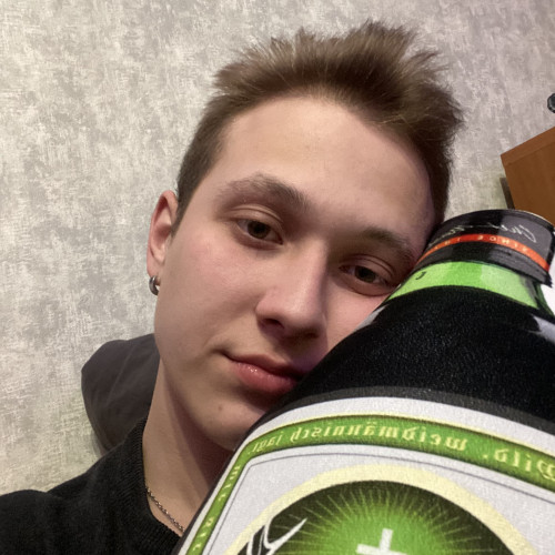 Max V. profile photo