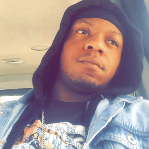 Damien  R. profile photo