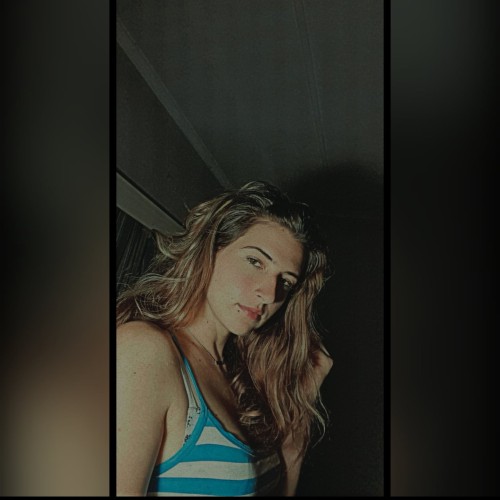 Bella A.