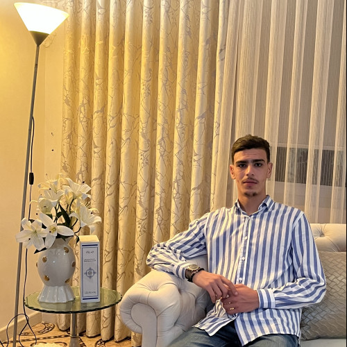 Ahmed C.