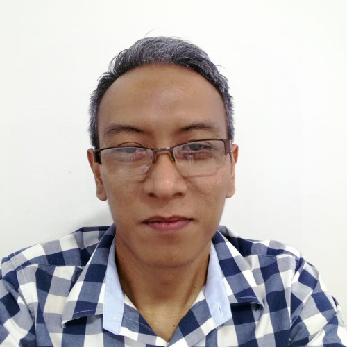 Gil M.