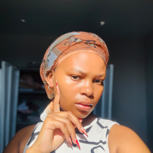 Qhamukile  m. profile photo