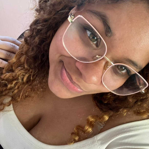 caroline i. profile photo