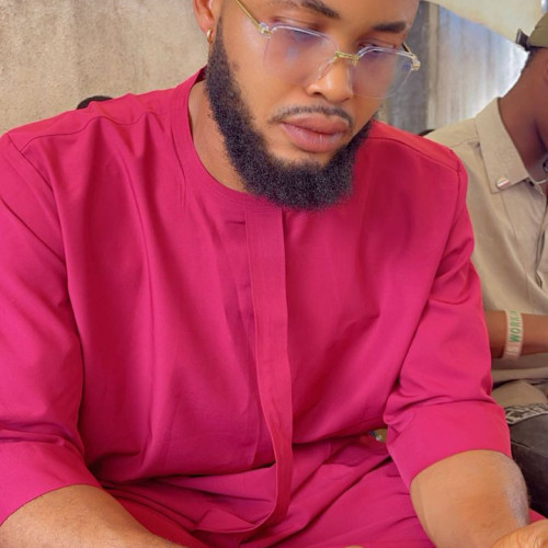 Muna E. profile photo