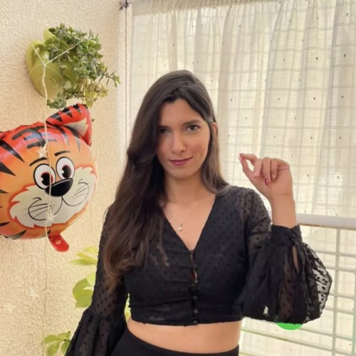Naya B.