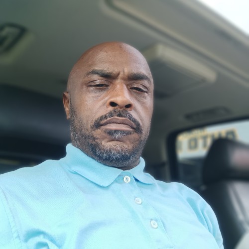 Robert M. profile photo