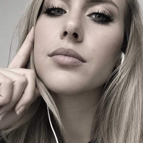 Kat B. profile photo
