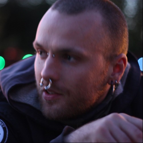 Avi Z.