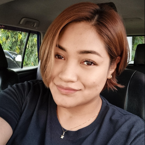 Hollie D. profile photo