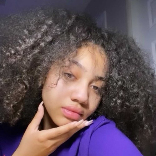 Deja Y.