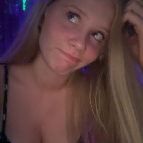Chloe P.