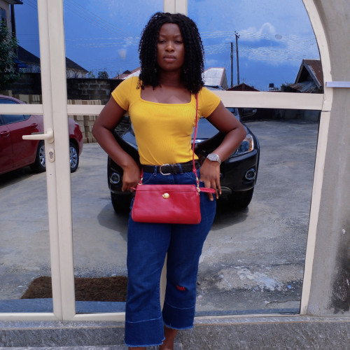 Uyia  E. profile photo