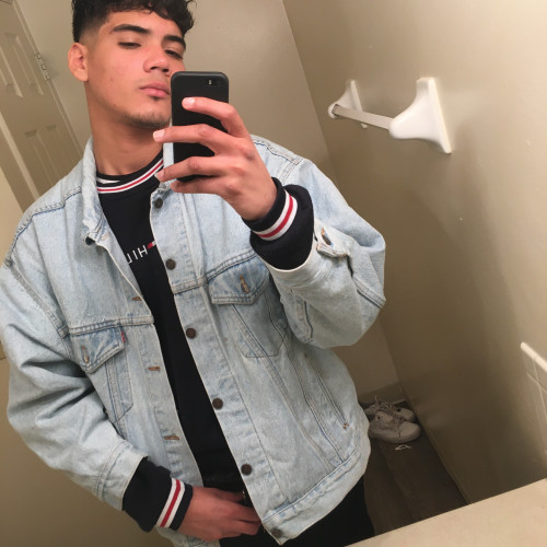 Junior  M. profile photo