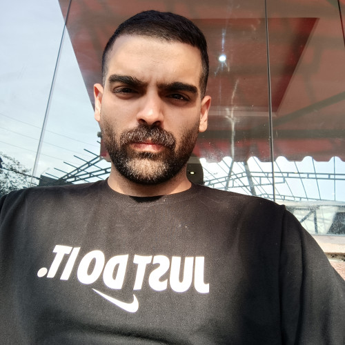 Reza T. profile photo