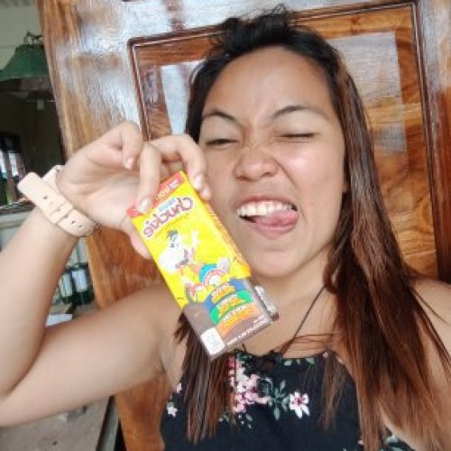 shina b. profile photo