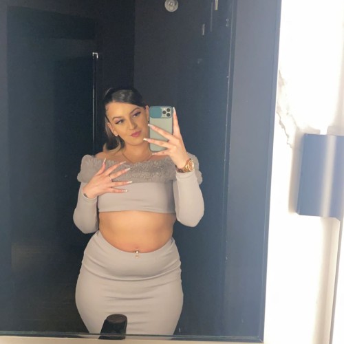 Vivianna L. profile photo