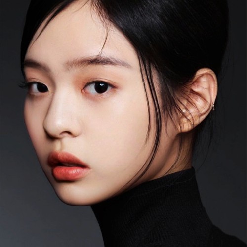 Farrah  E. profile photo