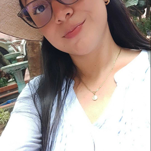 veronica r. profile photo