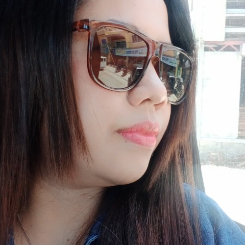 Jenny L.