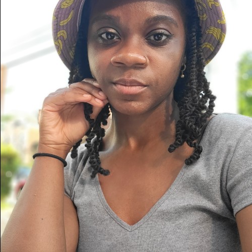Dominique B.