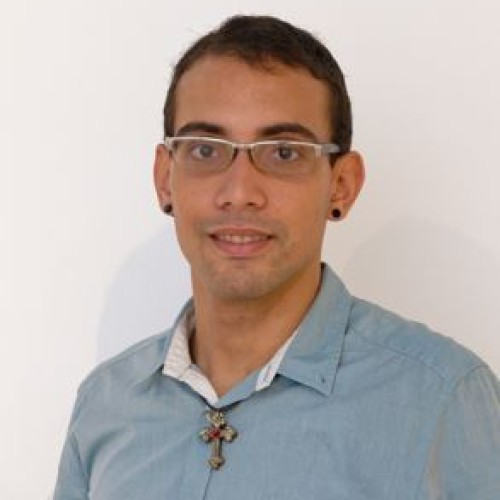 Elias P.