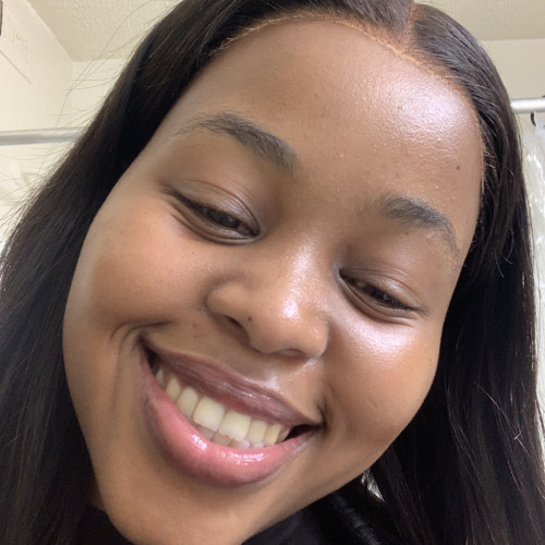 yoli l. profile photo