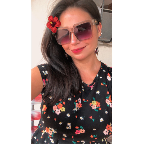 Mariel E. profile photo