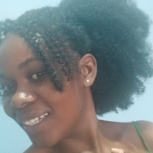 LYNETT W. profile photo