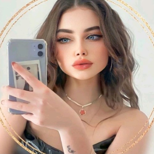 Chaima C.