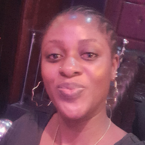 Elizabeth  M. profile photo
