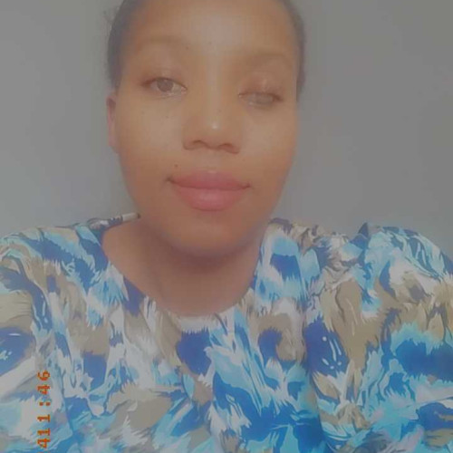 joyce l. profile photo