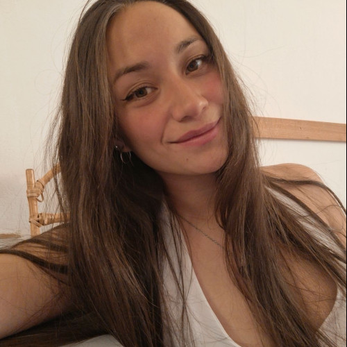 Leonela N. profile photo