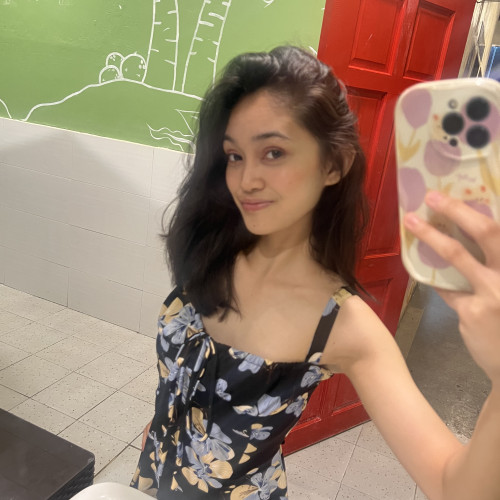 Lady s. profile photo