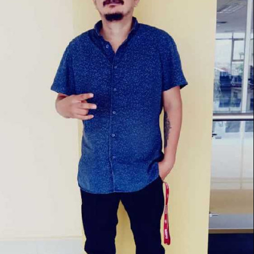 Luis R.