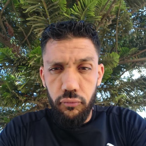 Yassine  O.