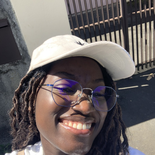 Ella R. profile photo