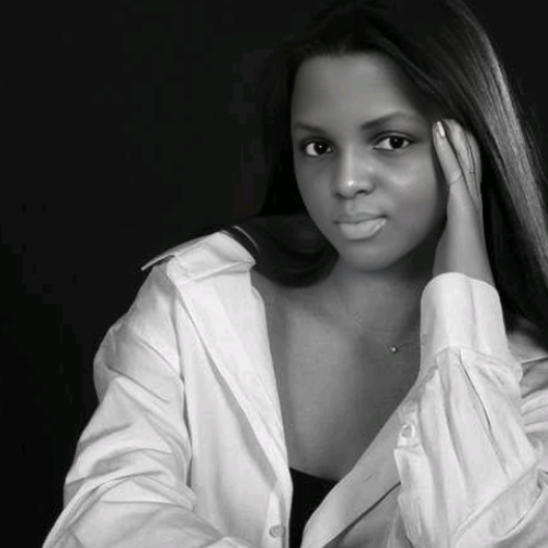 Liana S.