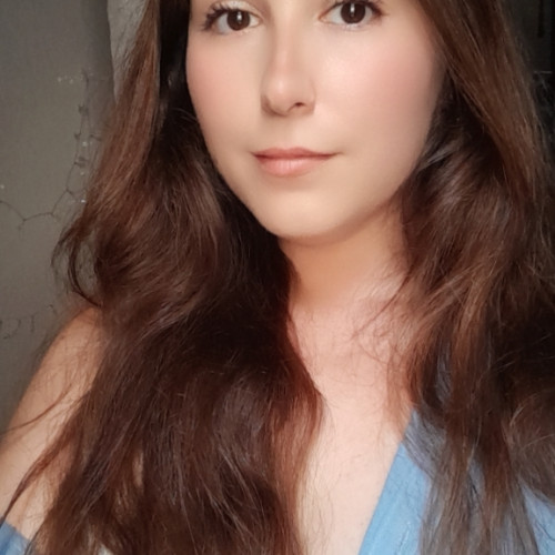 Lesley M. profile photo